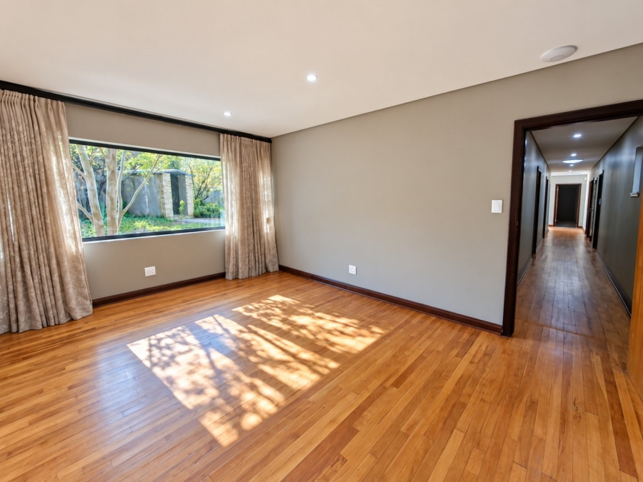 5 Bedroom Property for Sale in Waverley Free State